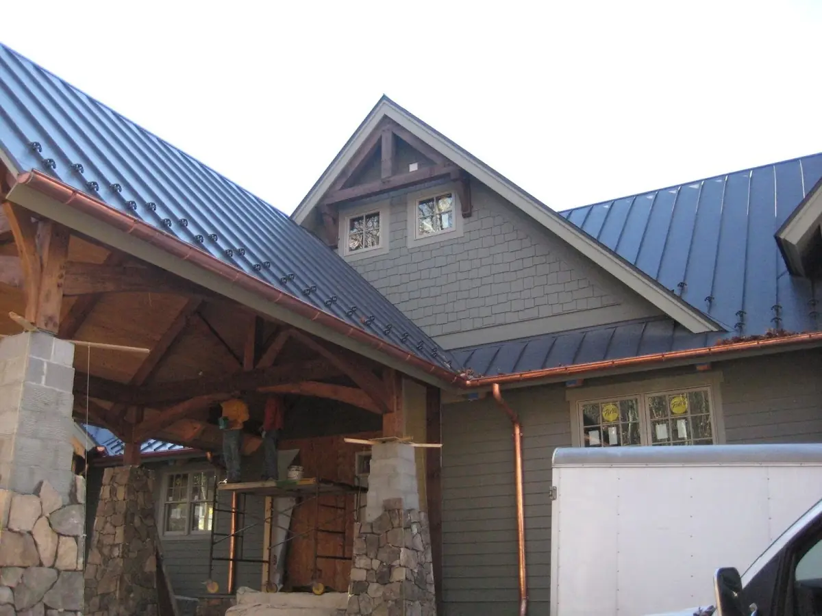 Craftsman Roofing team delivering quality roofing work in Center Point